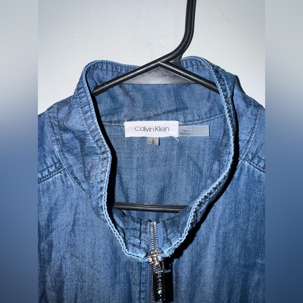 Calvin Klein Women’s Chambray Utility Jean Jacket Size Large - Picture 3 of 7